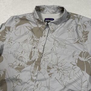 Patagonia Shirt Mens Medium Gray Floral Button Up‎ Long Sleeve Outdoor Fishing